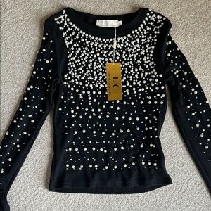 Elegant Black Pearl Embellished Long Sleeve sweater